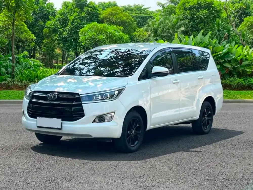 Toyota Innova Reborn V Dsl At 2019 km +/- 120.000