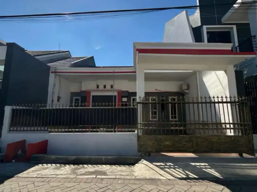 DISEWAKAN! Rumah Manyar Jaya - Bangunan 1 Lantai