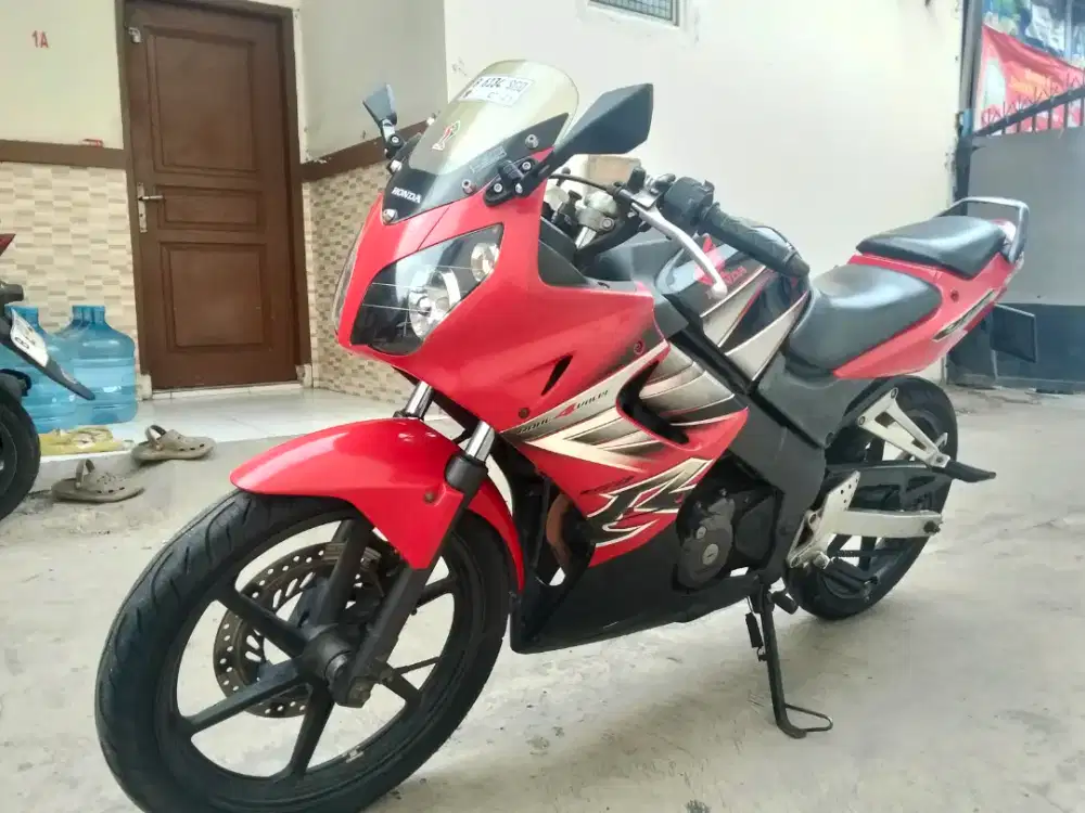HONDA CBR 150 BILUP THAILAND 2006 MESIN OK