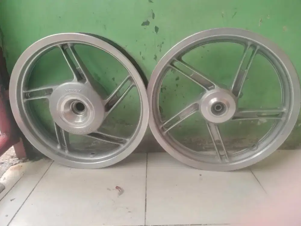 Velg PCX CBU sudah PNP vario 125/150