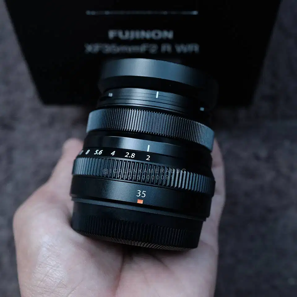 Fujinon XF 35mm F2 R WR Like New Ex FFID Fujifilm Xt4 Xt3 Xh1 Xs10