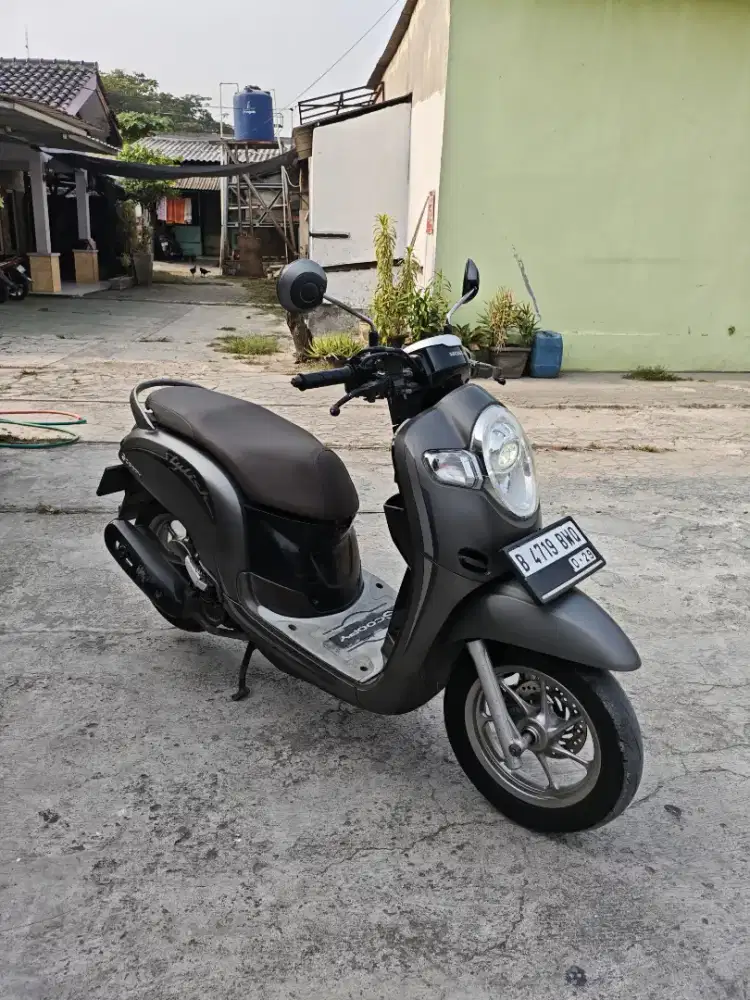 HONDA SCOOPY 2019