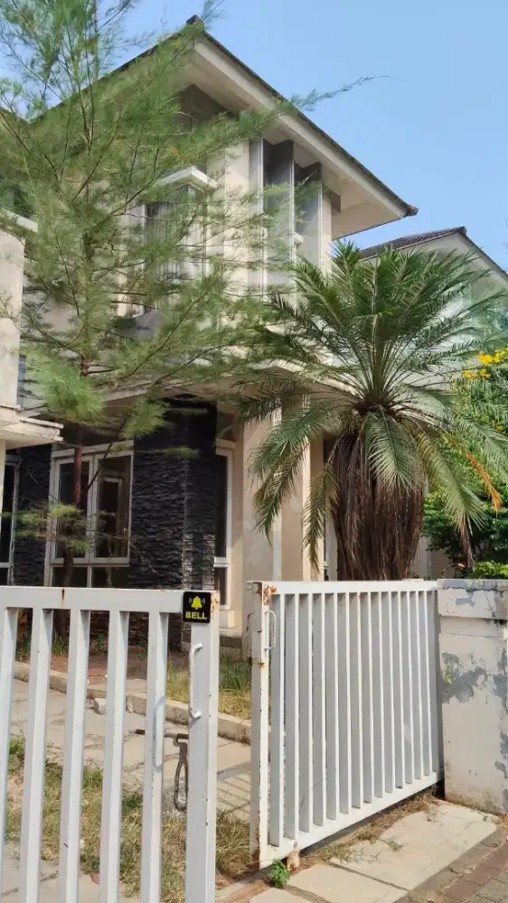 Dijual rumah di lokasi strategis Boulevard Kota Wisata Cibubur