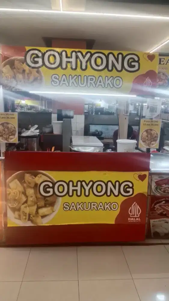Stand Gohyong Blok M Square