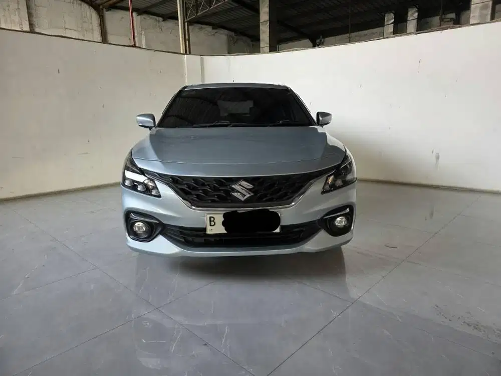 Suzuki Baleno Hatchback AT ( Matic ) 2023 Silver Km 42rban Mulus genap