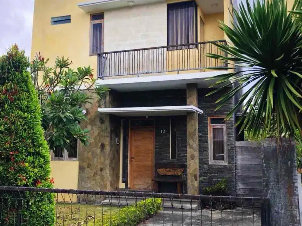 Dijual rumah minimalis 2 lantai dgn view sawah lokasi Denpasar Selatan