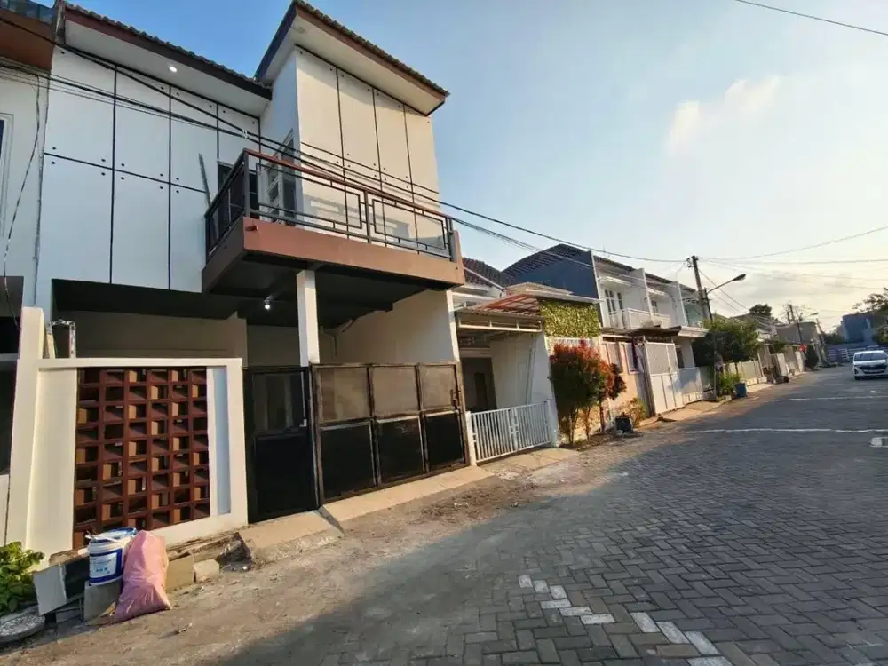 Rumah Greenlake Wonorejo_atap Galvalum, Carport 2_Bonus Kitchen Set + Lemari