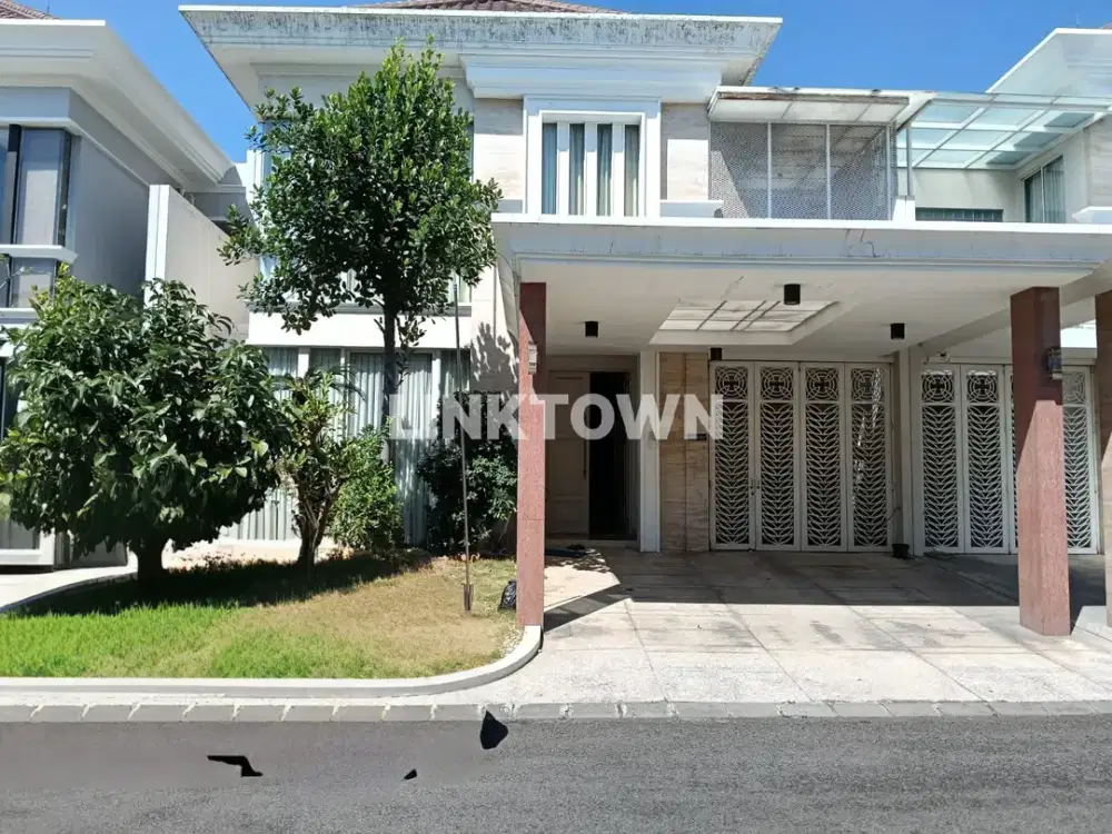 Dijual Rumah Kawasan Elite Surabaya Barat Pakuwon Indah Larizwood
