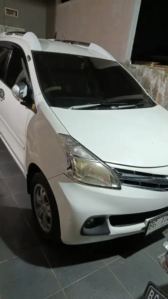 Daihatsu xenia type thn 2012