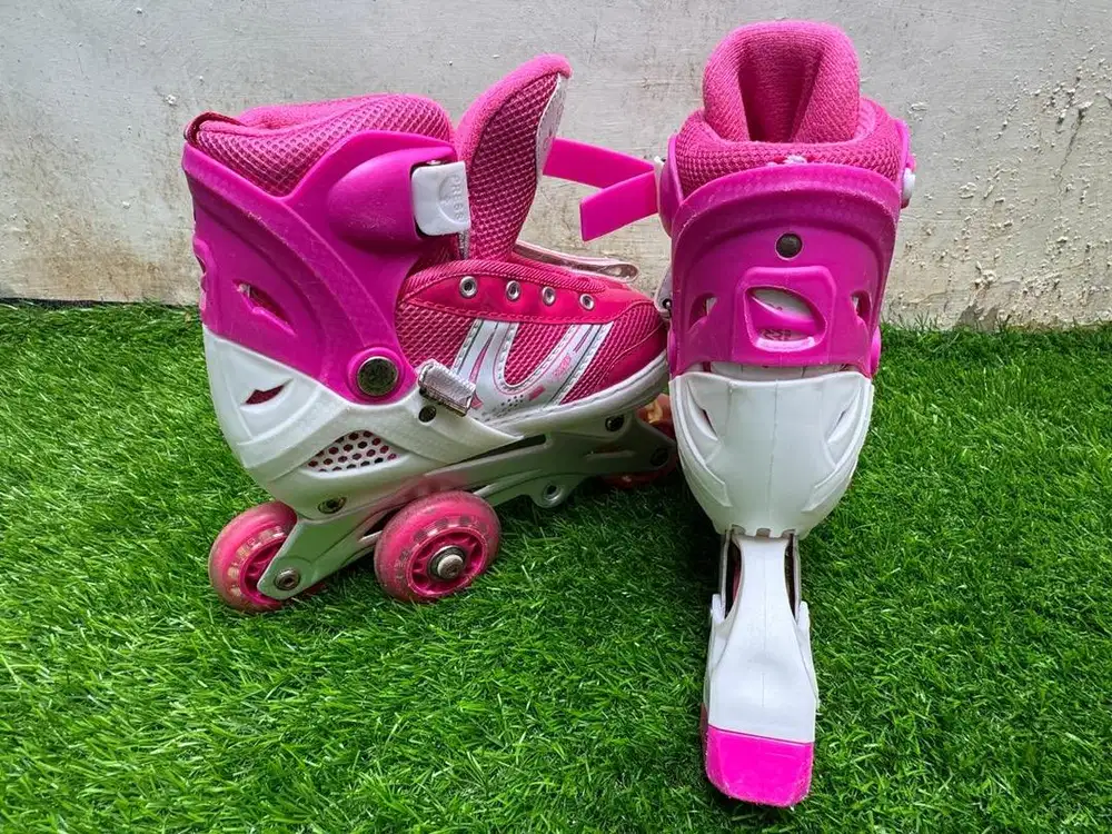 Sepatu Roda Anak