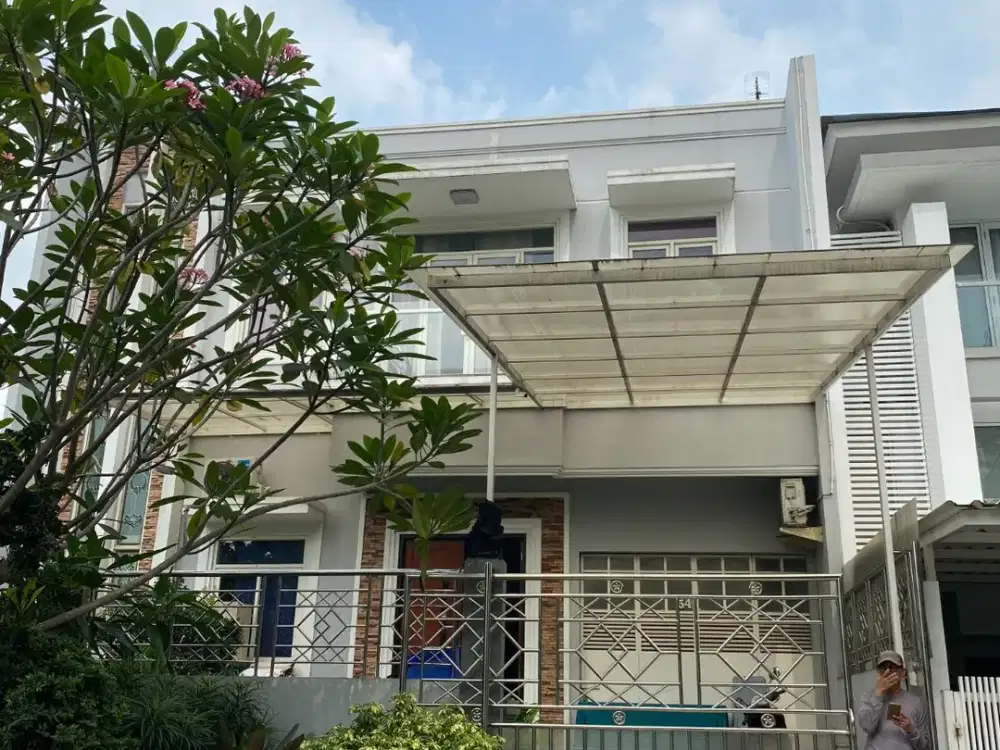 Dijual Rumah Asri Semi Furnsihed di Cluster Sapphire Pondok Hijau Golf Gading Serpong, Tangerang
