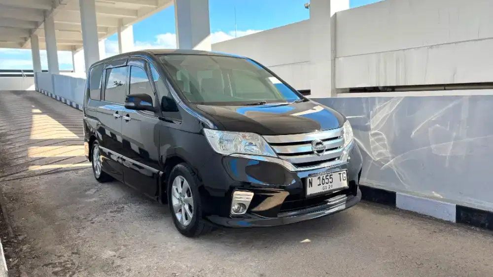 Nissan Serena HWS C26 Istimewa 2013