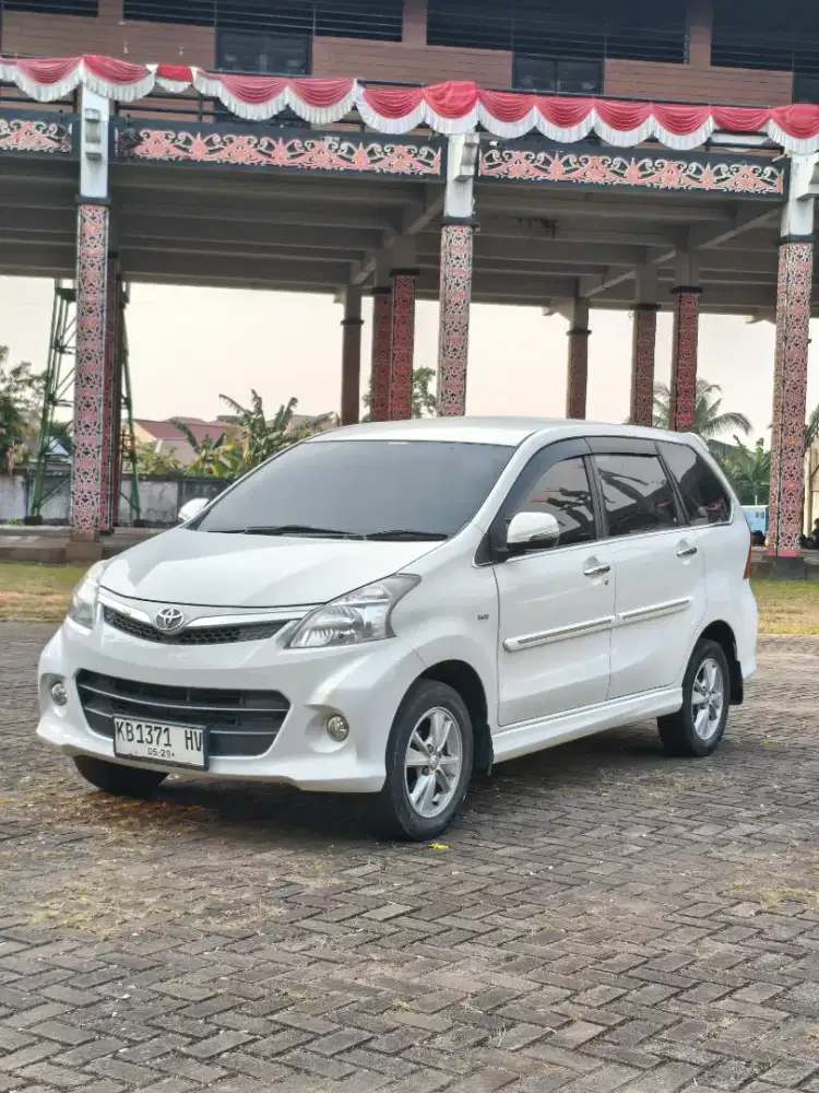 Avanza Veloz Matic 2014