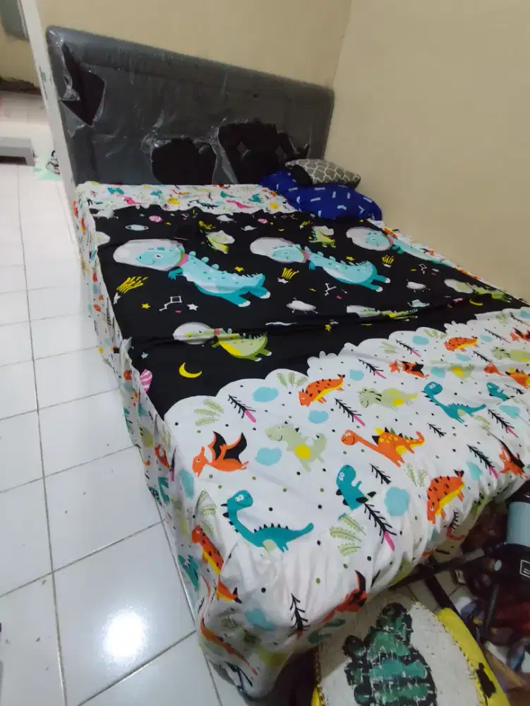 Jual springbed 160x200 plus sandaran masih bagus