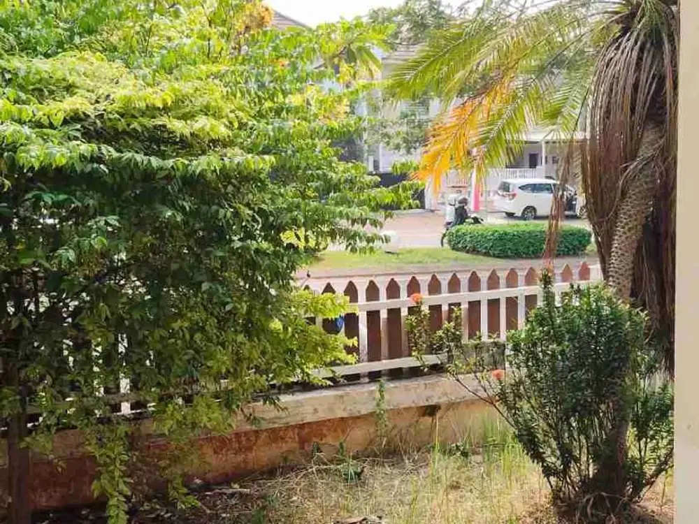 dijual rumah kota wisata Cibubur boulevard siap huni