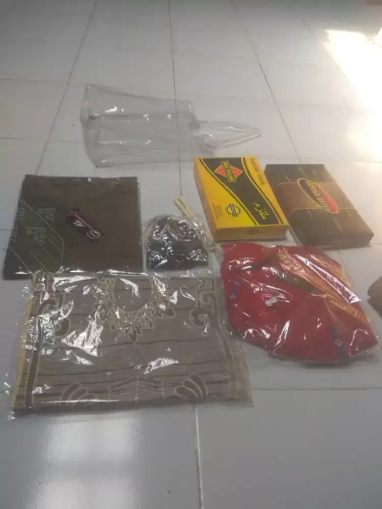 Jual 2 baju + 2 sarung + 1 sajadah+1kopiah kecil + tasbih