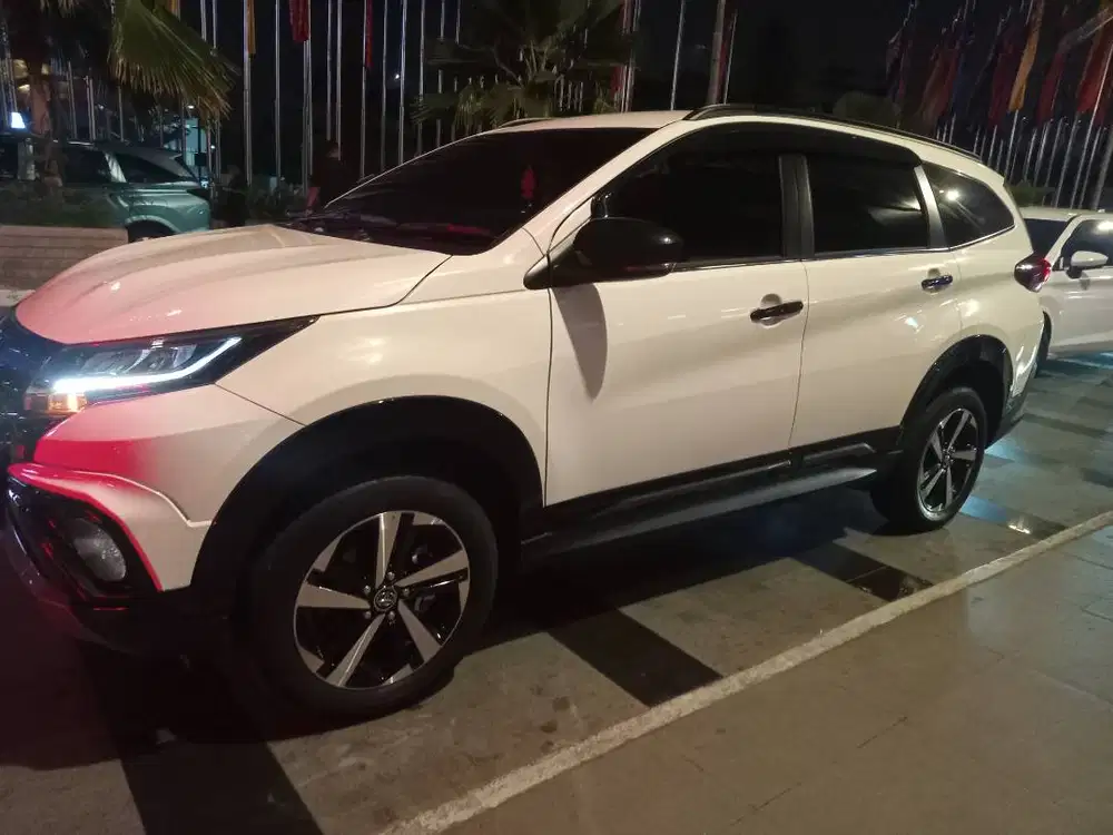DIJUAL TOYOTA RUSH NIK 25