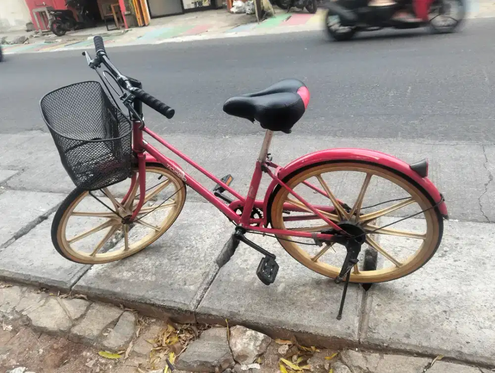 Sepeda cewek bekas Made in Japan UK 24 siap pakai Cijantung