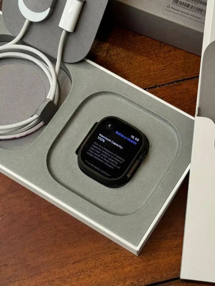 Apple Watch Ultra 2 Black ex Garansi Resmi iBox