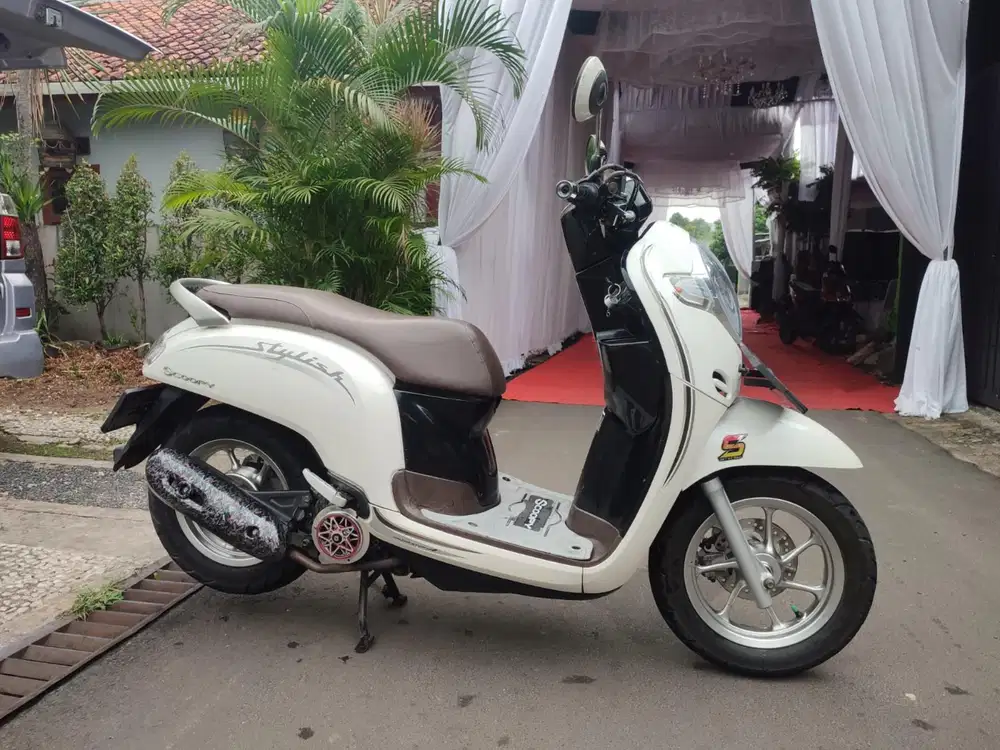 HONDA SCOOPY STYLISH TAHUN 2018
