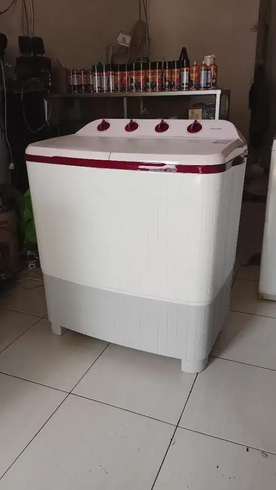Mesin cuci Polytron uk 9kg