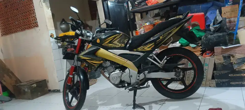 Dijual Vixion 2010