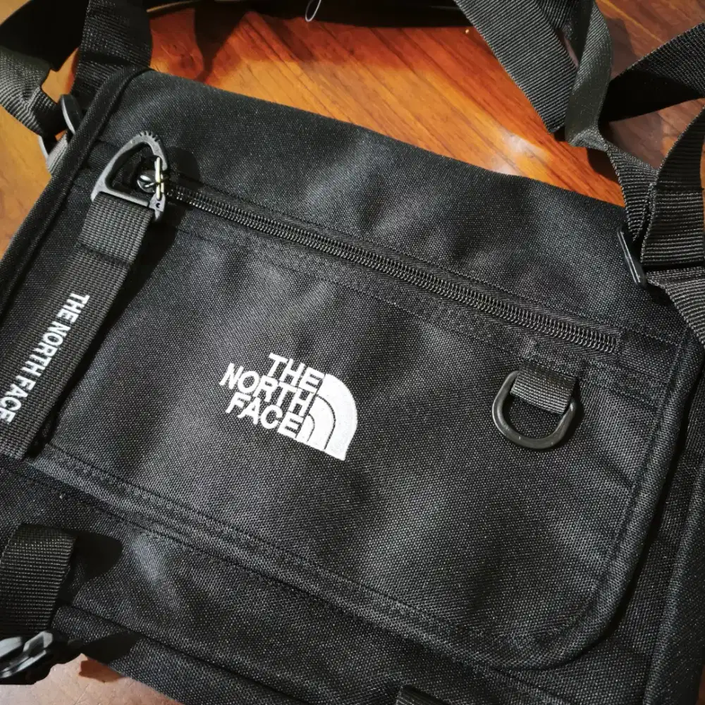 Tas Messenger Bag Laptop The North Face Large - Black