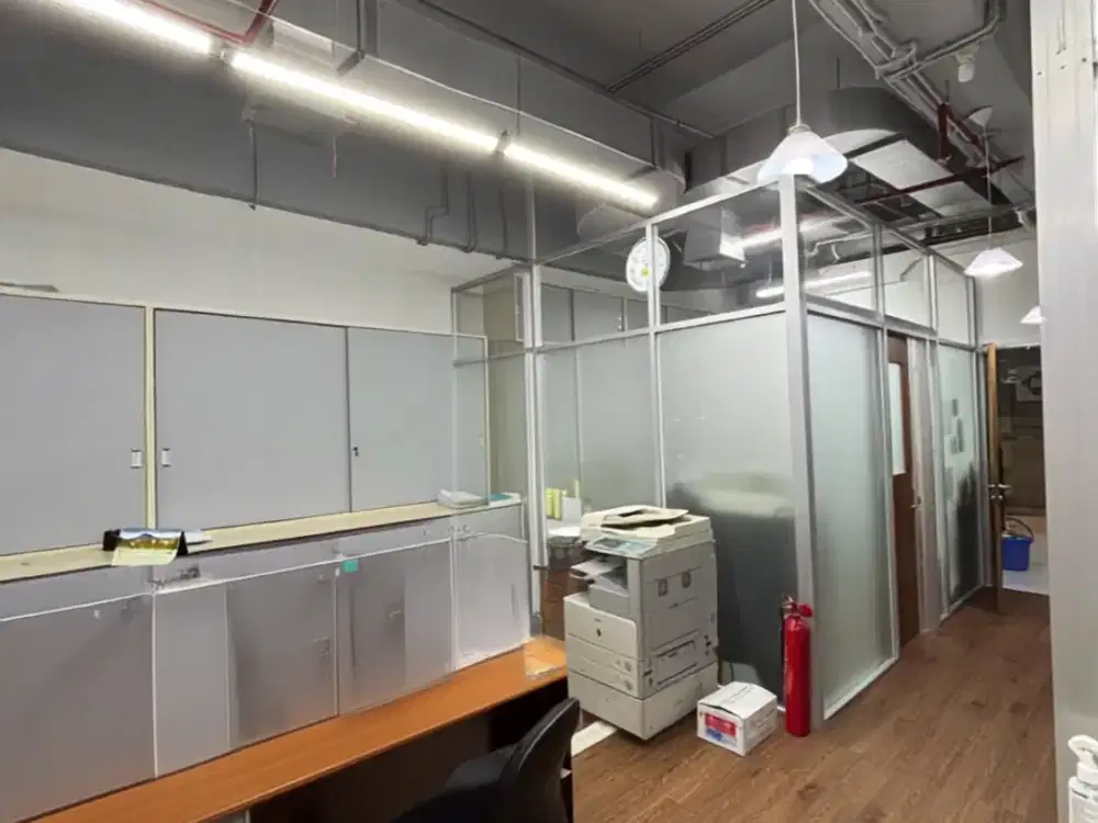 Jual Sewa Soho Capital Semi Furnish Kondisi Tersewa Sampai 1 Oktober