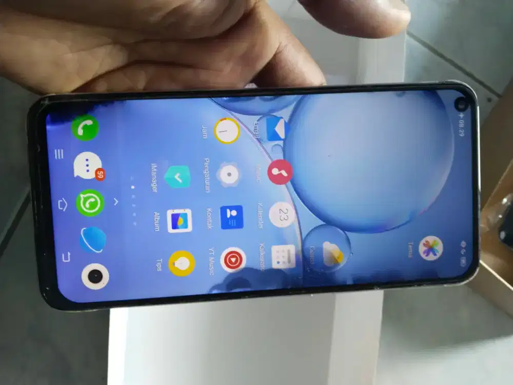 Vivo 2019 hp batangan ram 4 Rom 64
