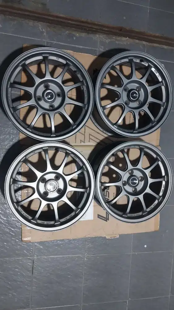 Velk ssr 16 pcd 4 x 100 lebar 7 made in japan original