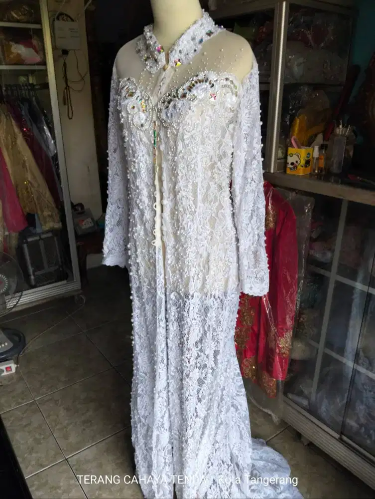 Kebaya akad nikah
