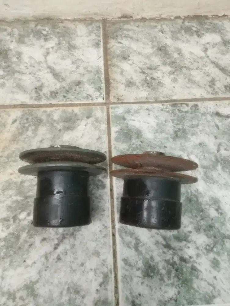 Puley pengatur kecepatan dinamo