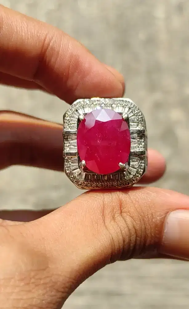 Batu Ruby Pigeon Blood