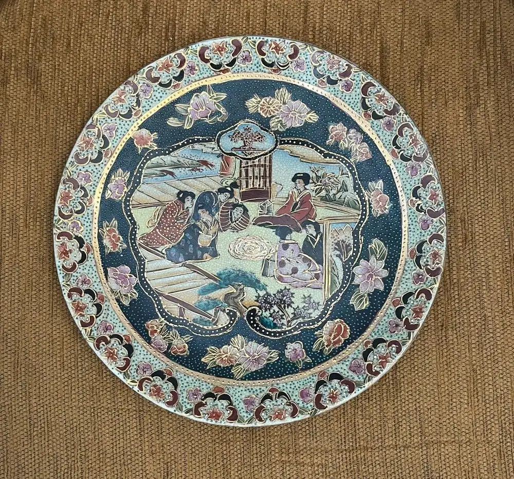 Piring Dekorasi Keramik