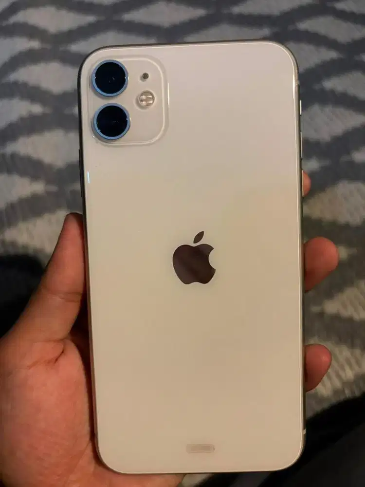 Jual iphone 11 64 GB mulus BH 77% IBOX
