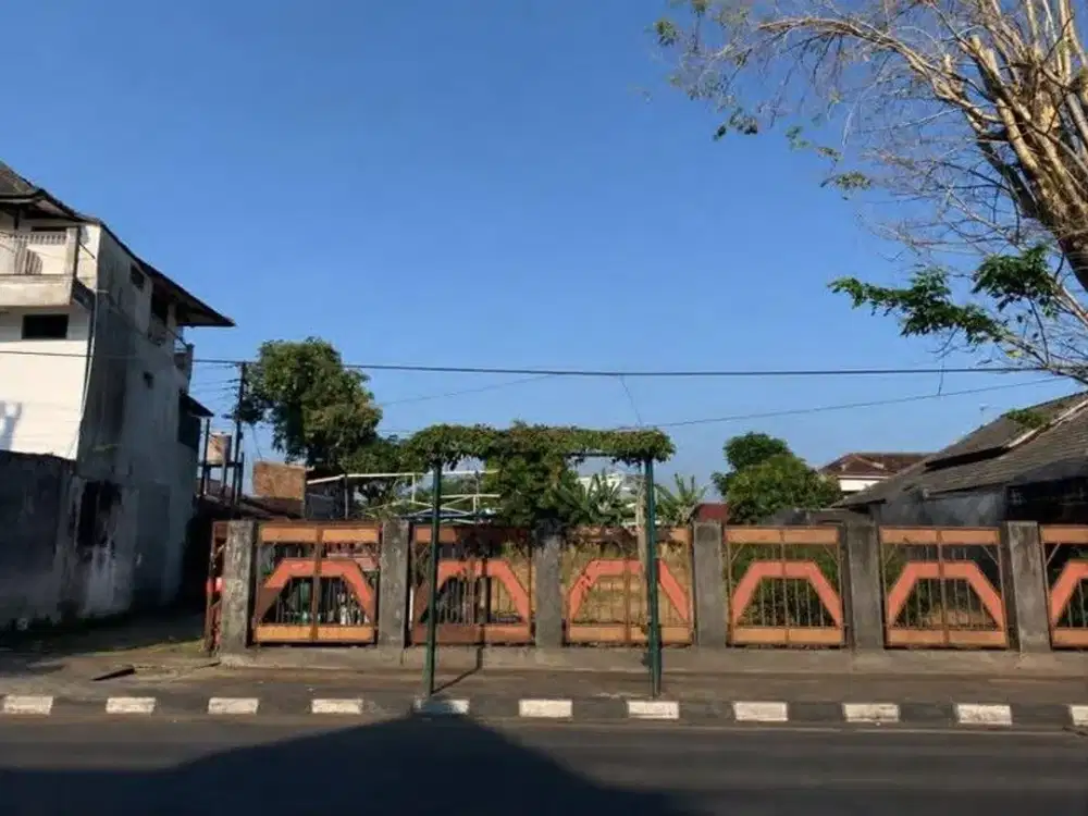 Tanah Luas di Kawasan Kota Cocok Untuk Investasi - Pandeyan Umbulharjo