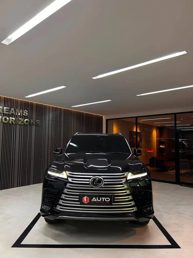 Lexus LX700H Hybrid AT 7-Seater 2026 Hitam KM 54 Perak B989RC Nik 2025