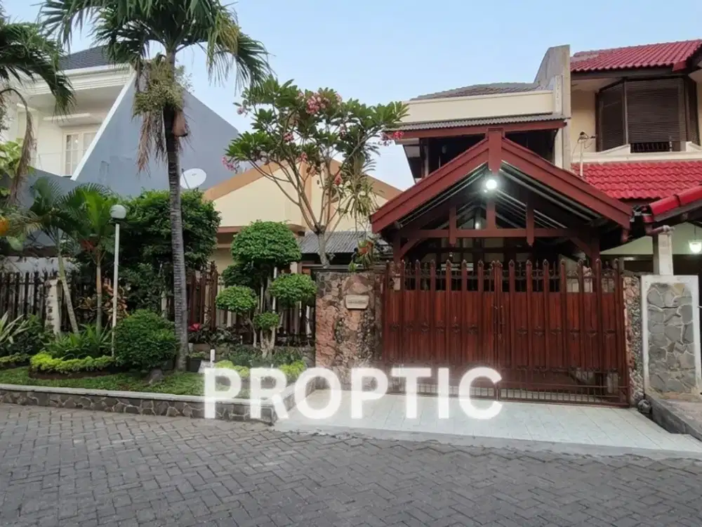 Rumah 2 Lantai Prapen Surabaya - Rm313apd