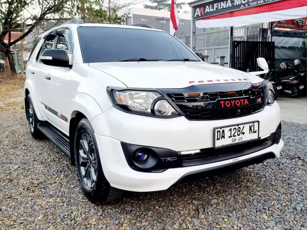 Toyota Fortuner TRDSportivo Matic 2015 Orisinil Istimewa.Cash/Kredit
