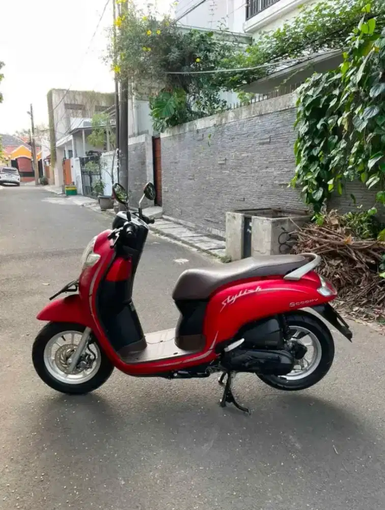 Jual motor Honda Scoopy 2021