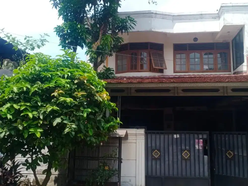 Di Jual Rumah 2 Lantai di Komplek sarana indah permai, Pamulang, Tangerang Selatan