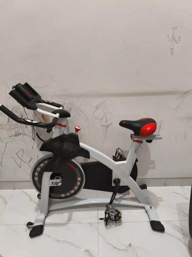 Sepeda Statis / Spinning Bike Indoor Fitness Preloved