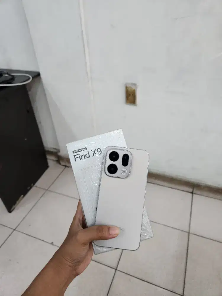 Oppo Find X9 12/256Gb Perfect - Grs resmi 9 bln #Relax