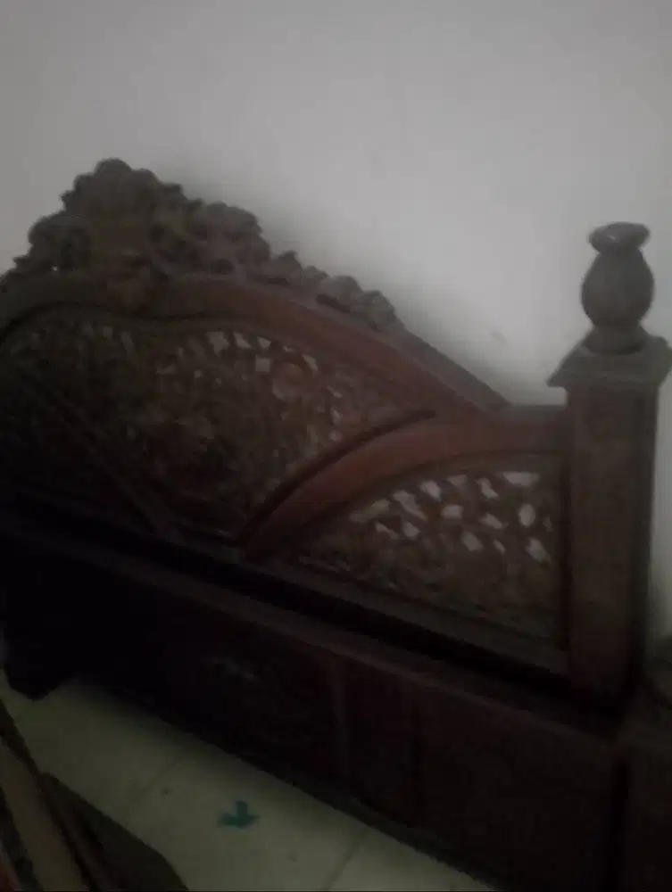 Dipan ukiran jati japara