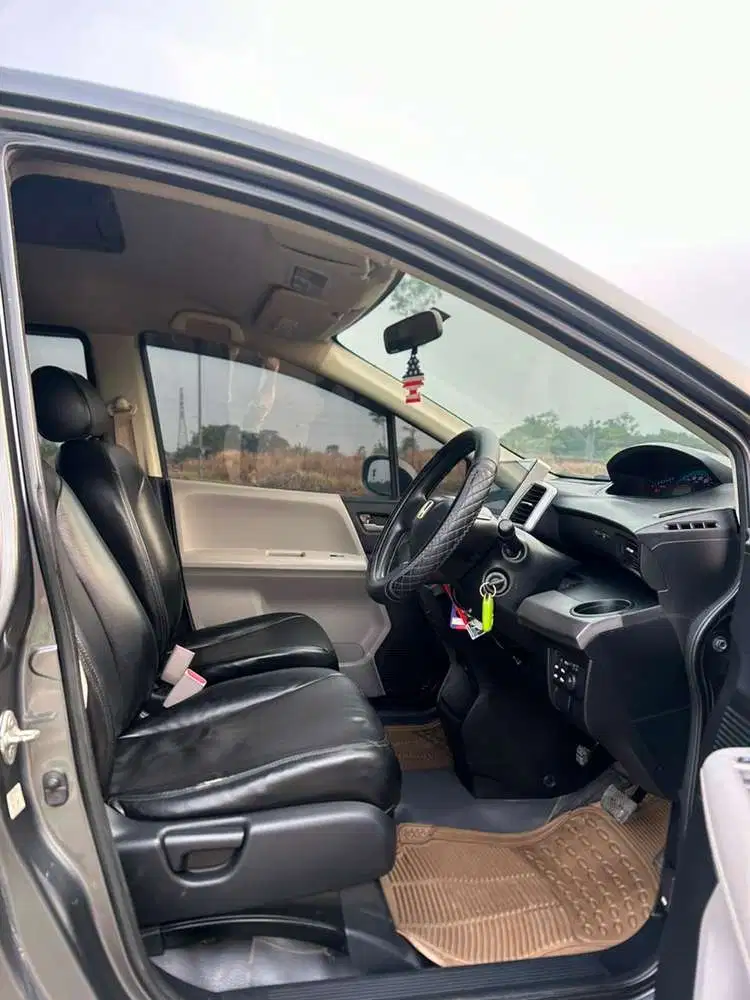 Honda Freed 2010 Bensin