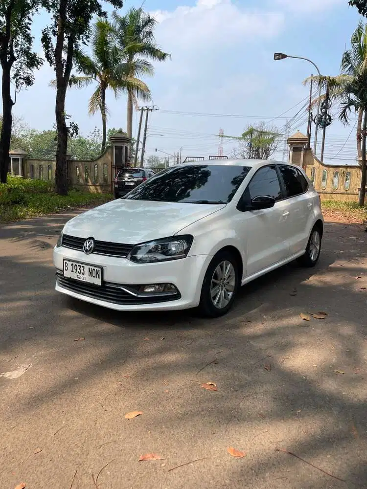 Volkswagen Polo 2015 Bensin