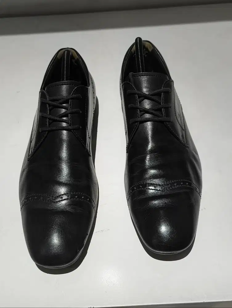 Sepatu Pantofel Pria Tod's Black Leather Cap-Toe Derby Original Size 8