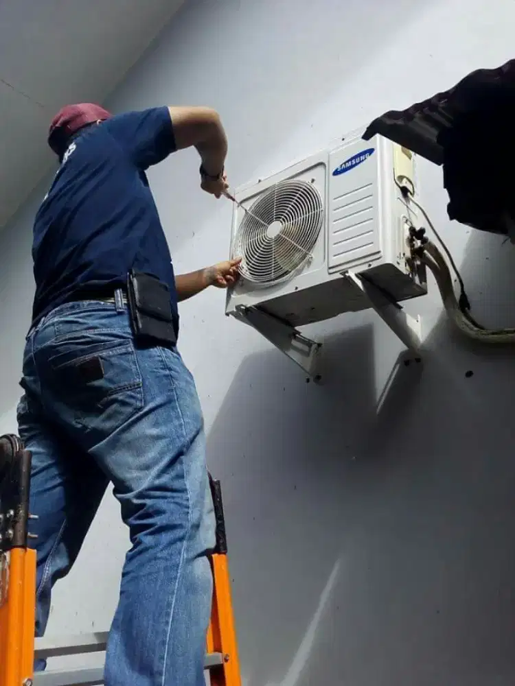 service AC cuci AC bongkar pasang AC maintenance AC tambah freon ac