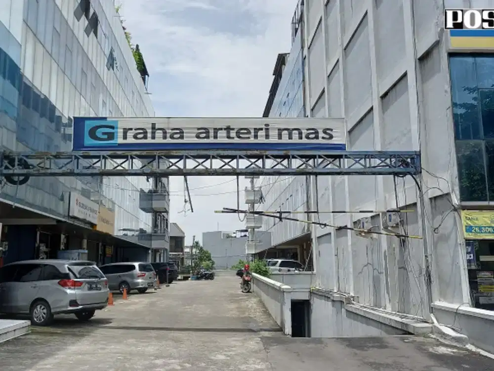 ruko di Graha arteri mas kedoya Jakarta barat