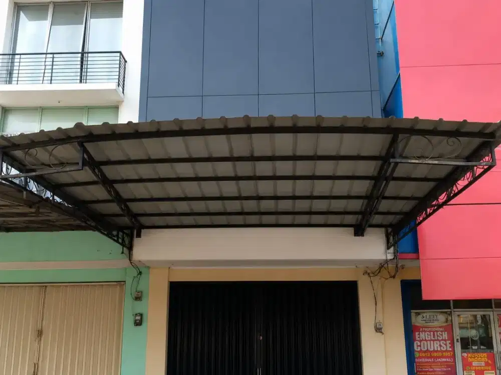 Ruko 2½lt di Boulevard Hijau, Harapan Indah, Bekasi.
